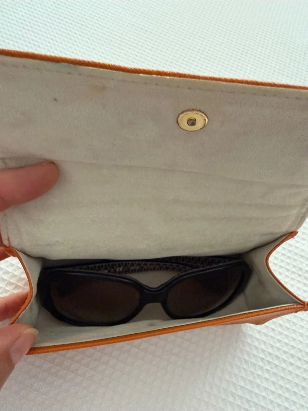Tory Burch Black Sunglasses with Orange Logo Case